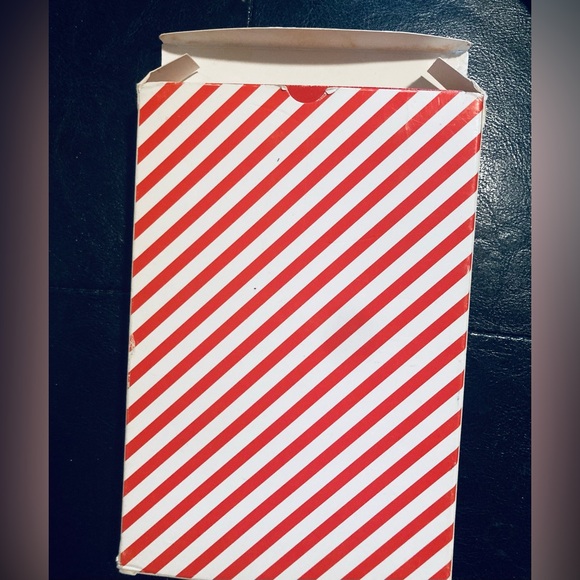 Oversized Jumbo Spillekort Playing Cards Magic Tricks Full Deck Crafts 7.5" × 5" - Picture 4 of 4